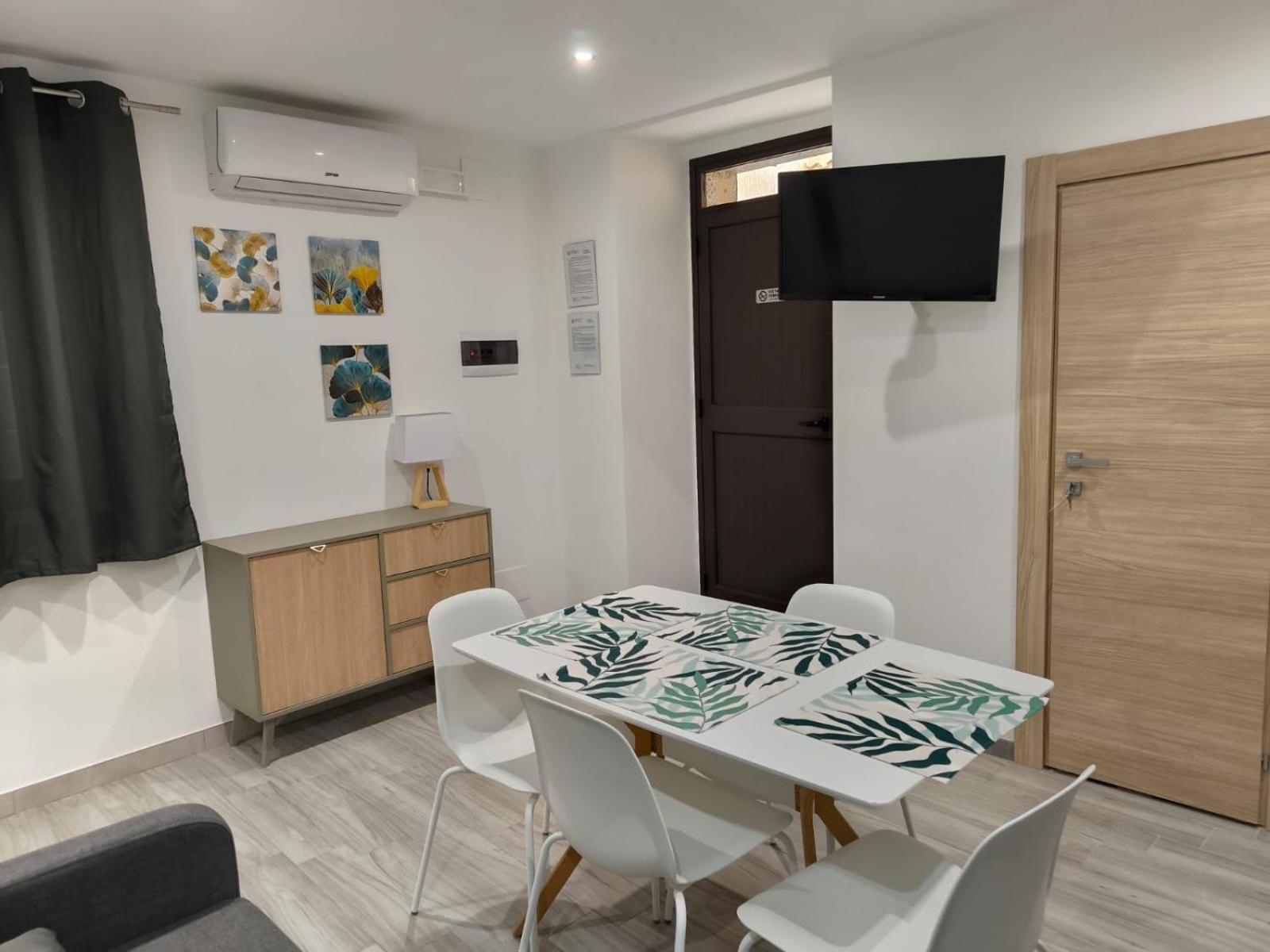 Studio Apartments Salvo 7 아그리젠토 외부 사진